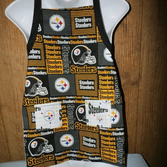 NEW 2 NFL Pittsburgh STEELERS Reversible BBQ Tailgating Aprons  Adult + Child - Picture 8 of 12